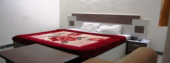 1499/Viren Holiday Home - Agra 04.jpg